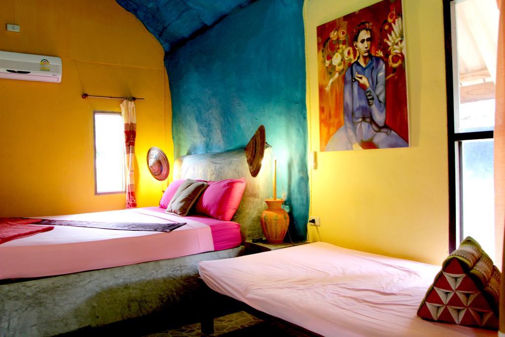 Cha-Ba Bungalow & Art Gallery Koh Lanta Quarto foto